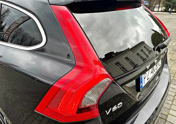 Volvo V60 cena 63900 przebieg: 178000, rok produkcji 2015 z Swarzędz małe 781